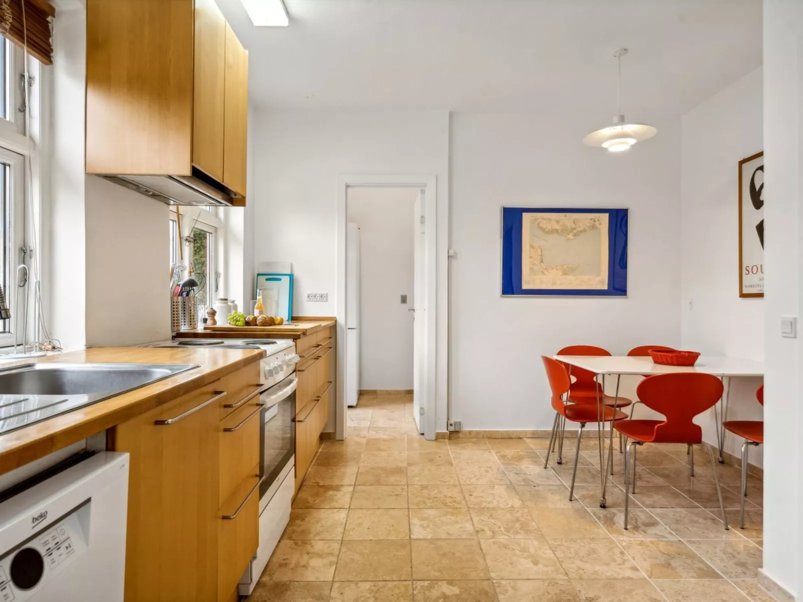 "Saja" - 550m from the sea-Inside