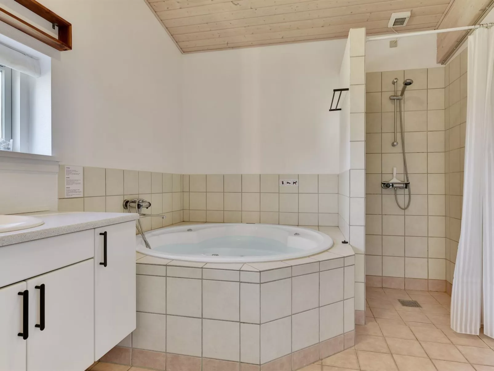 "Wilmar" - 380m from the sea-Dedans