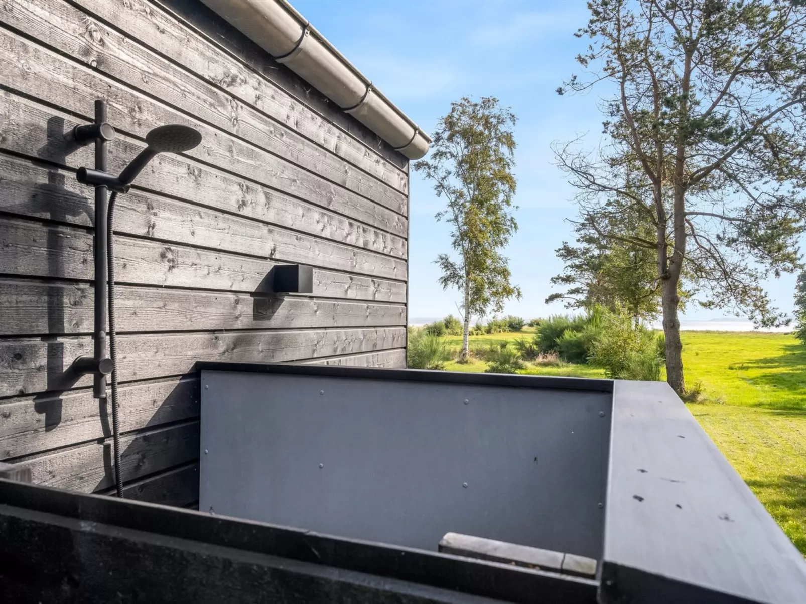 "Jahn" - 250m to the fjord-Draußen