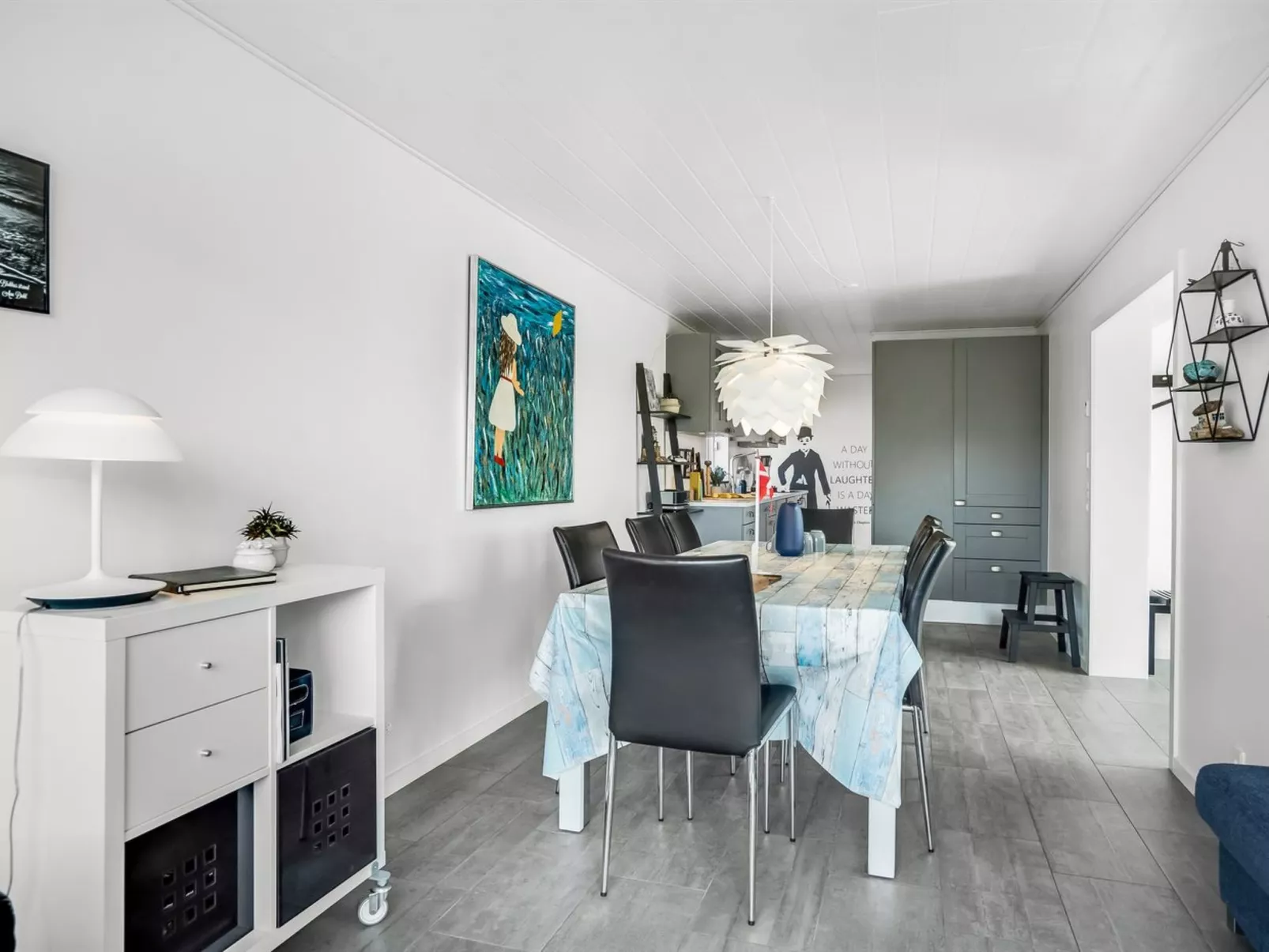 "Isabel" - 600m from the sea-Inside