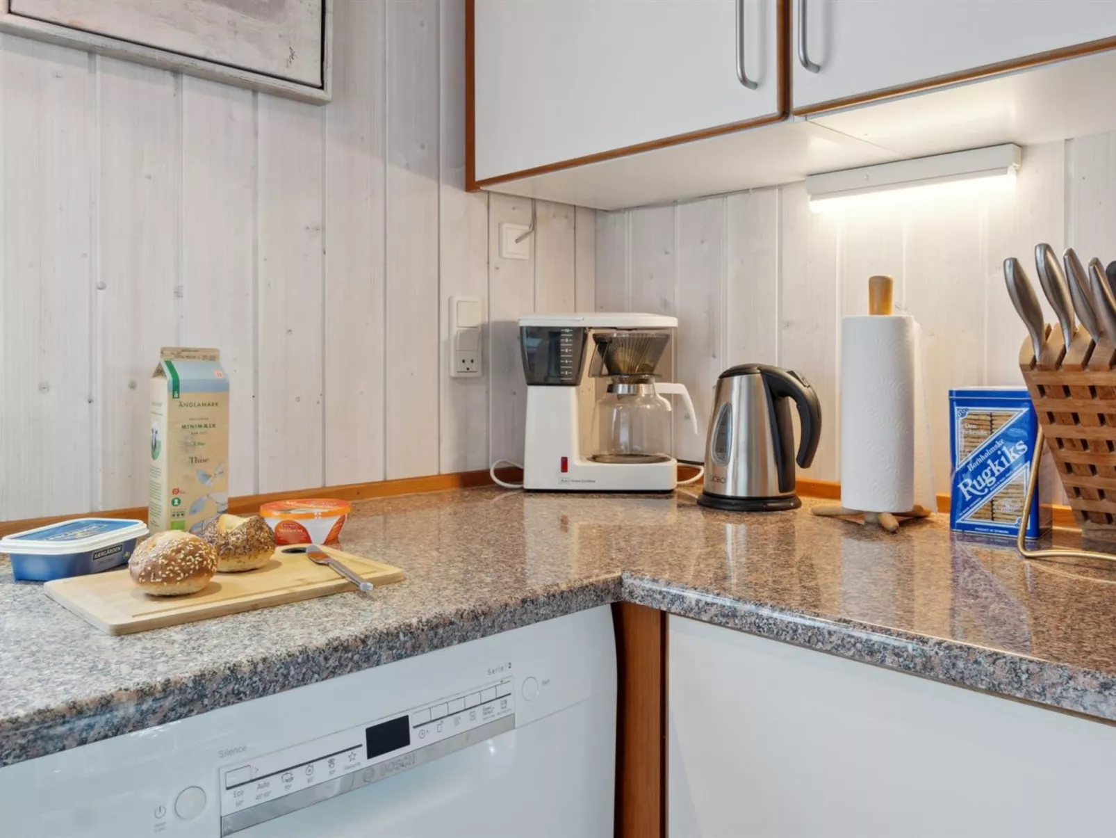 "Eljena" - 700m from the sea-Drinnen