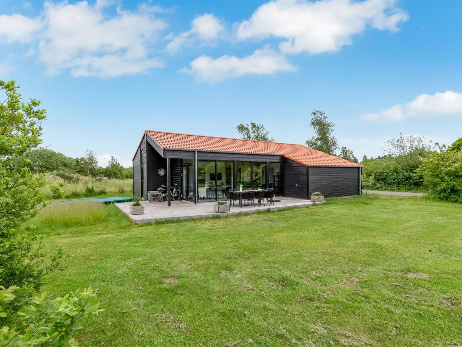 "Dyke" - 1.5km from the sea-Draußen