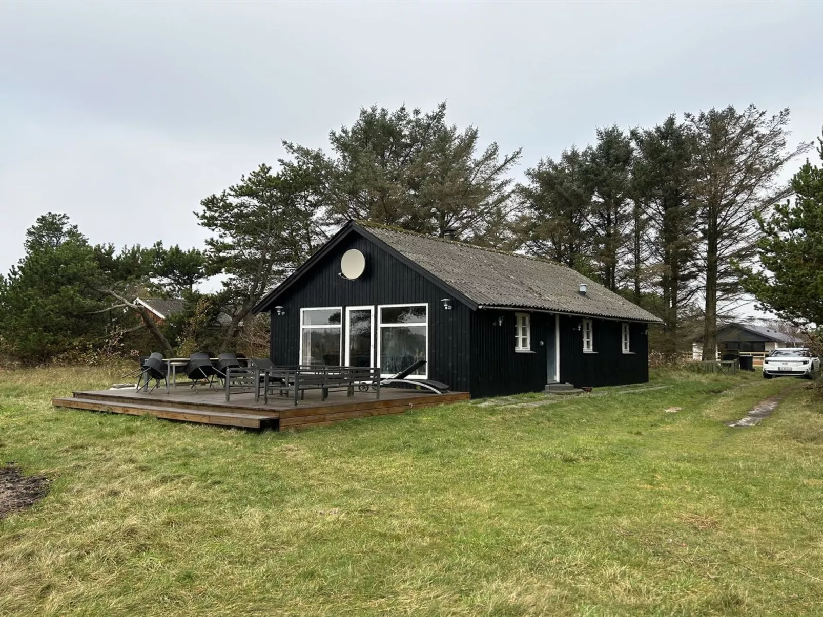 "Brawith" - 700m to the fjord-Outside