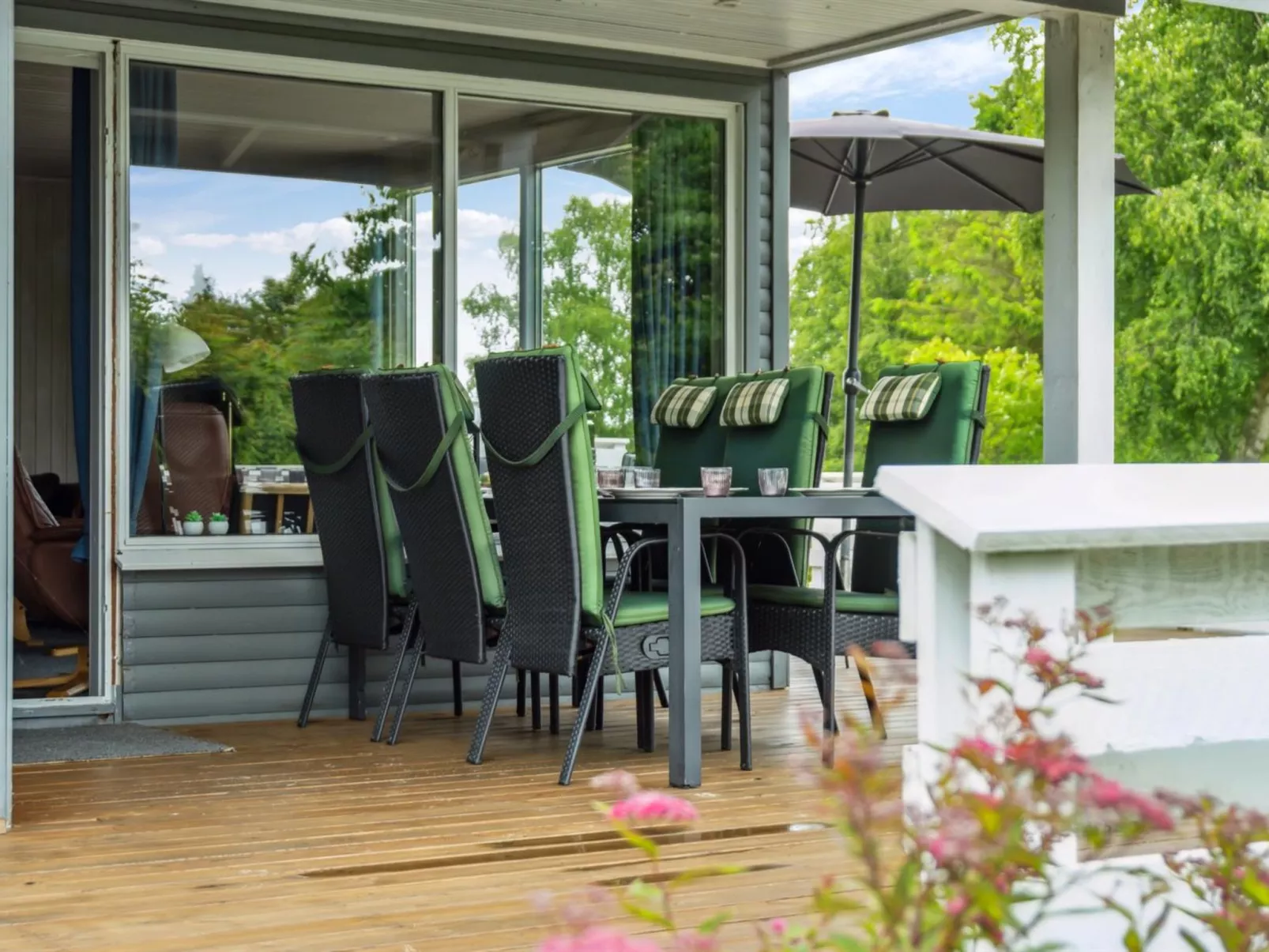 "Blomma" - 300m from the sea-Dehors