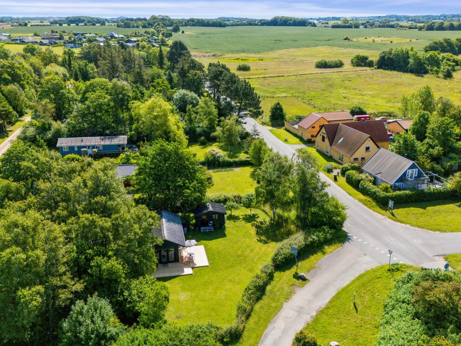 "Dufa" - 200m to the fjord-Outside