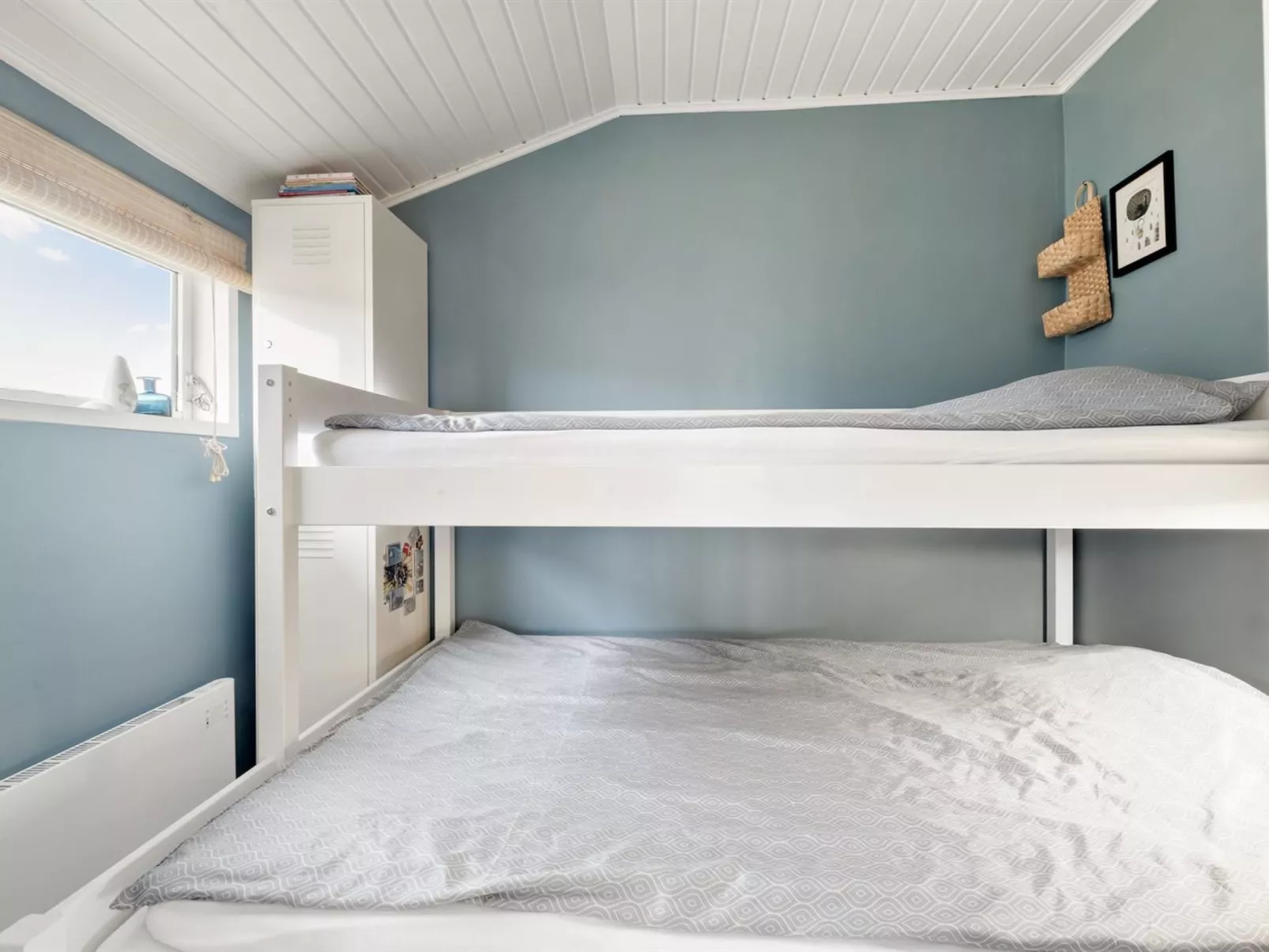 "Aarno" - 120m from the sea-Dedans