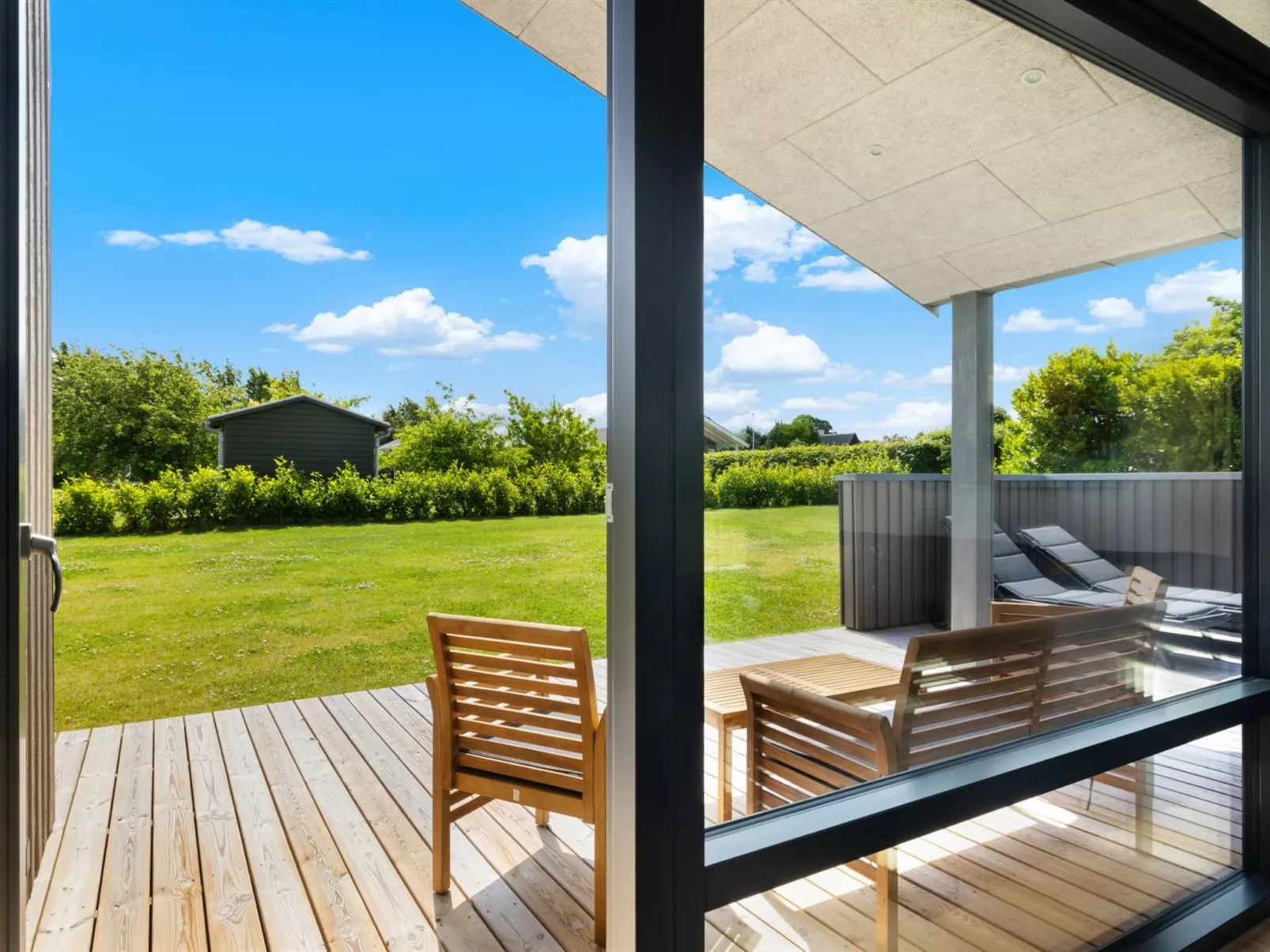 "Tydkil" - 250m from the sea-Draußen