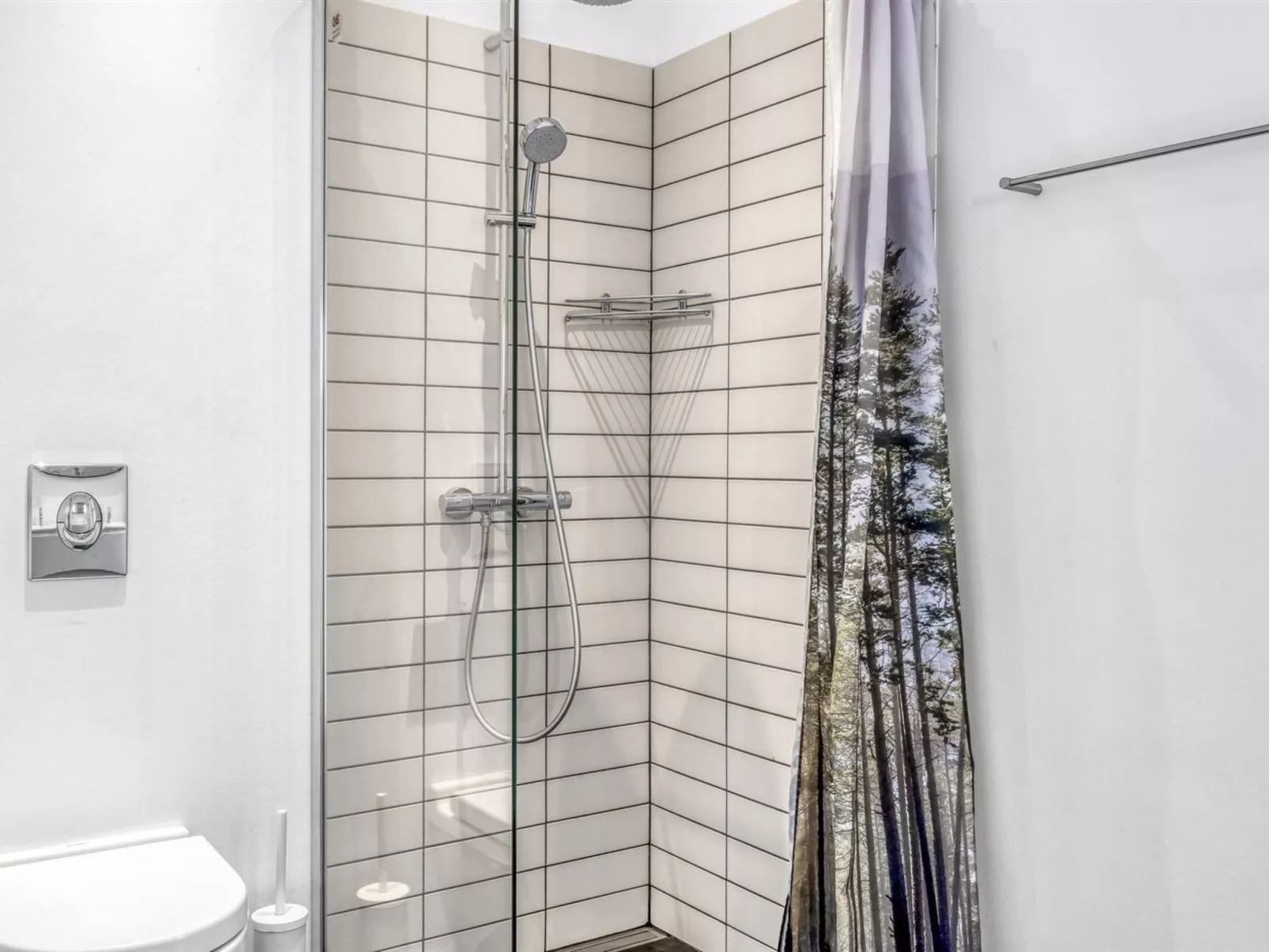 "Hunding" - 2.5km from the sea-Drinnen