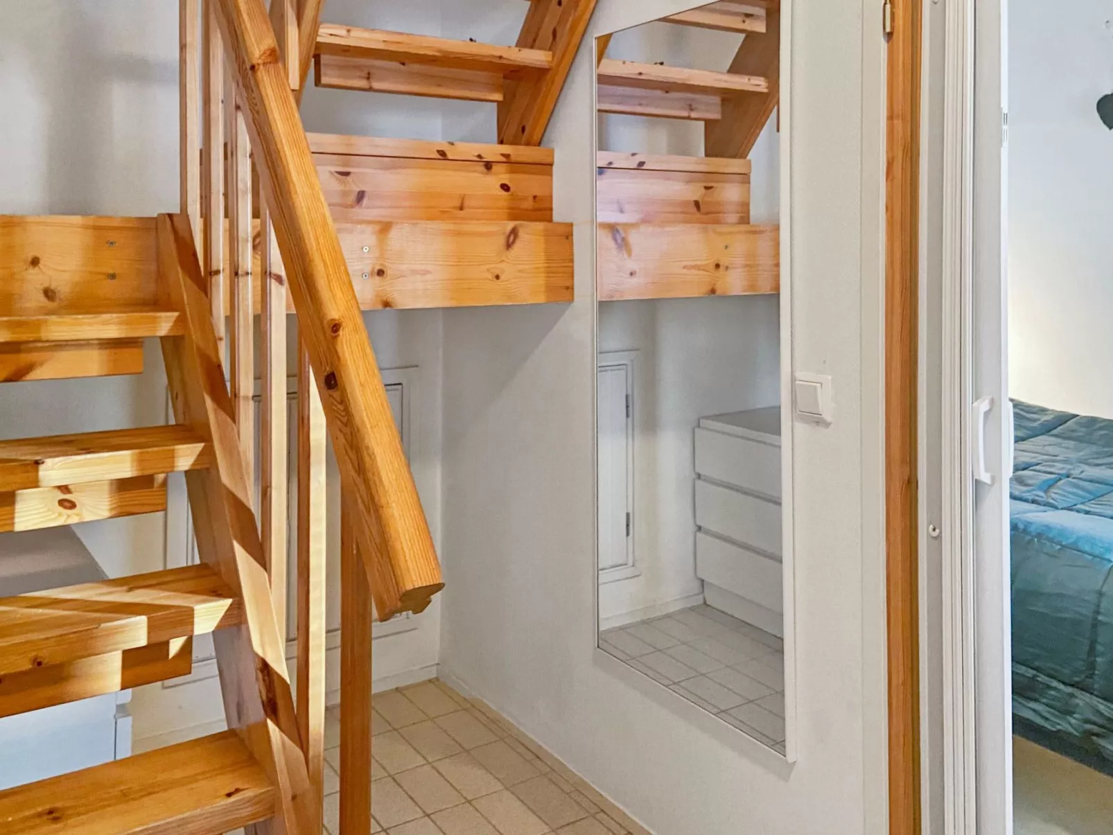 Urpola riviera-Inside