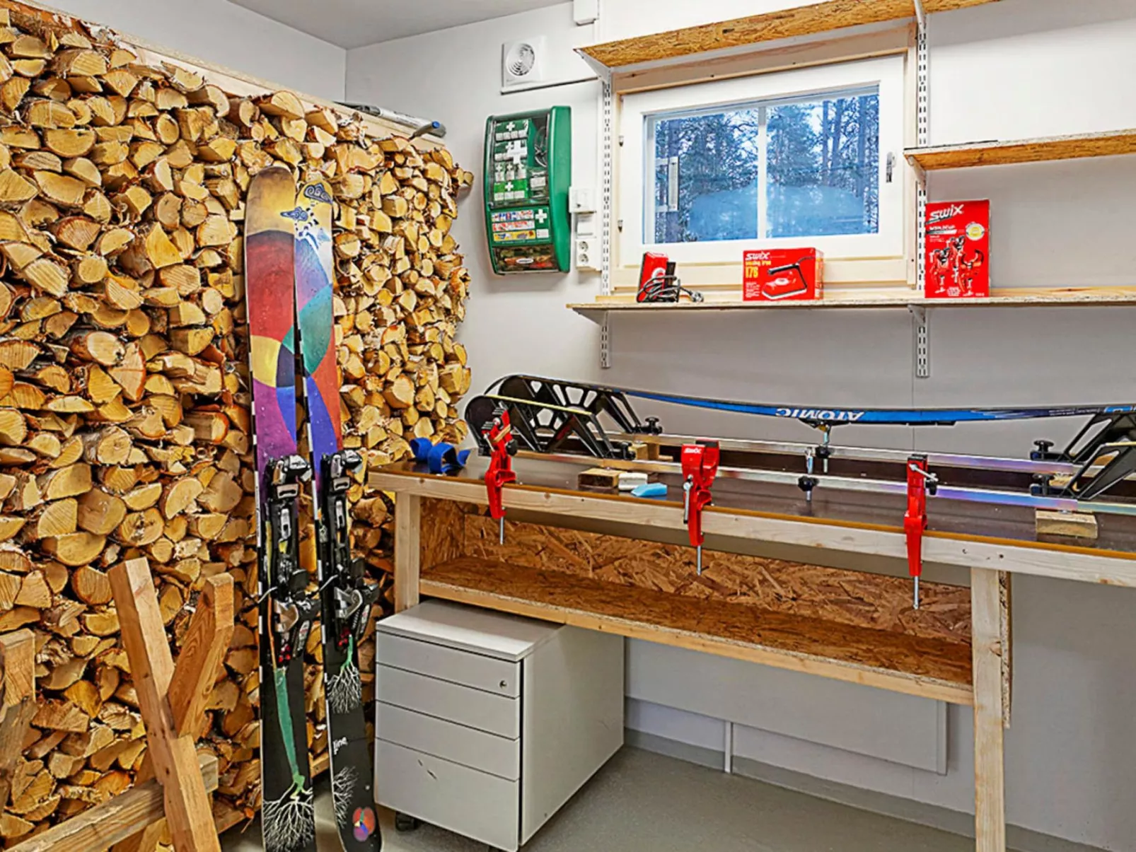 Kevätpiippo b-Inside