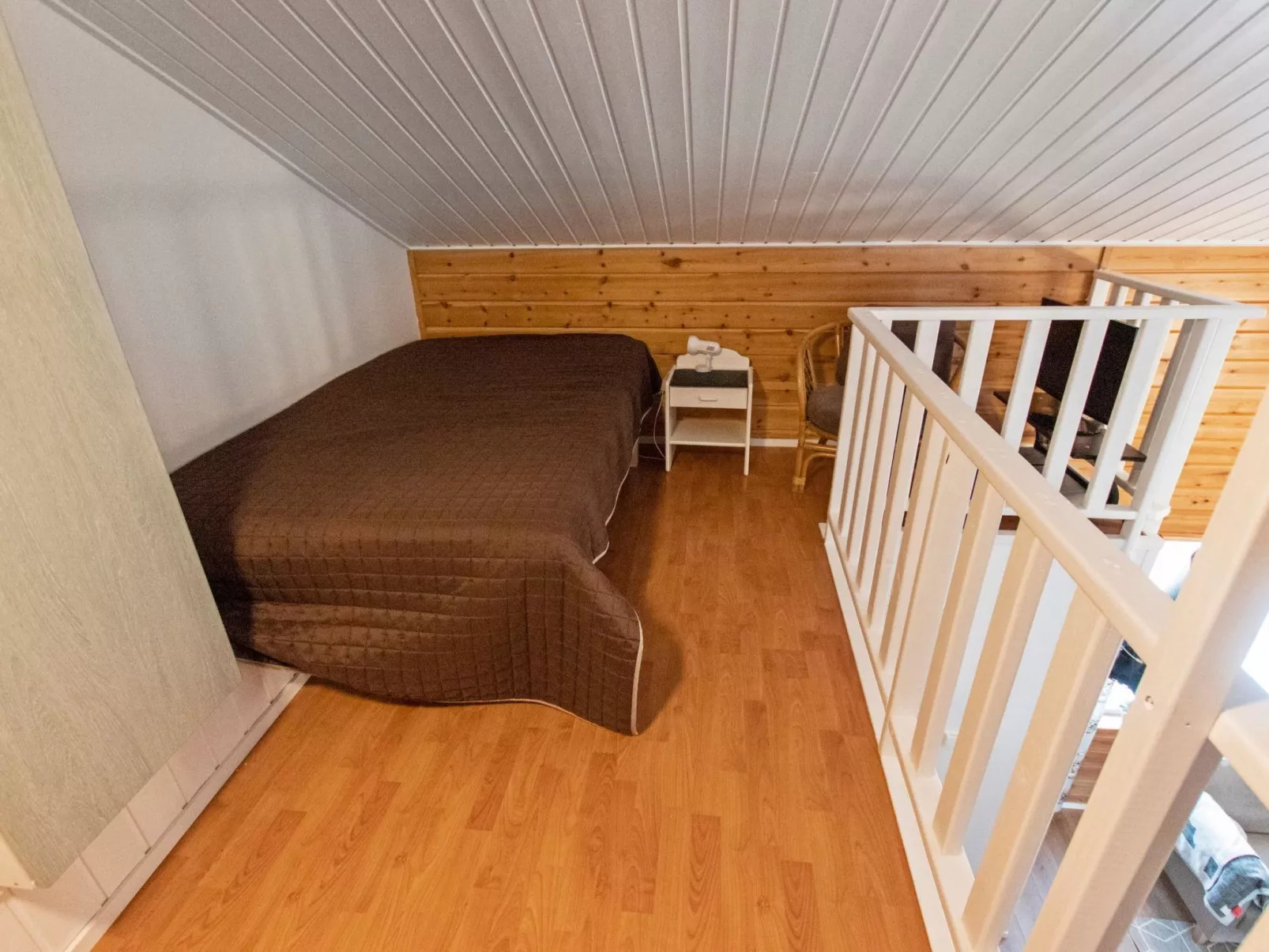 Kätkäläinen e 2-Dedans