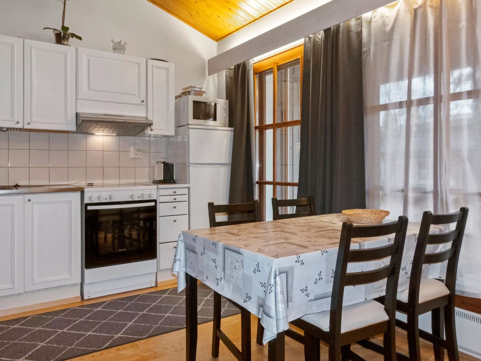 Riekonraito a1-Inside