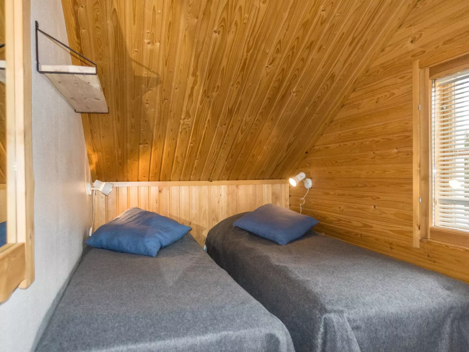 Poropailakka 1-Dedans