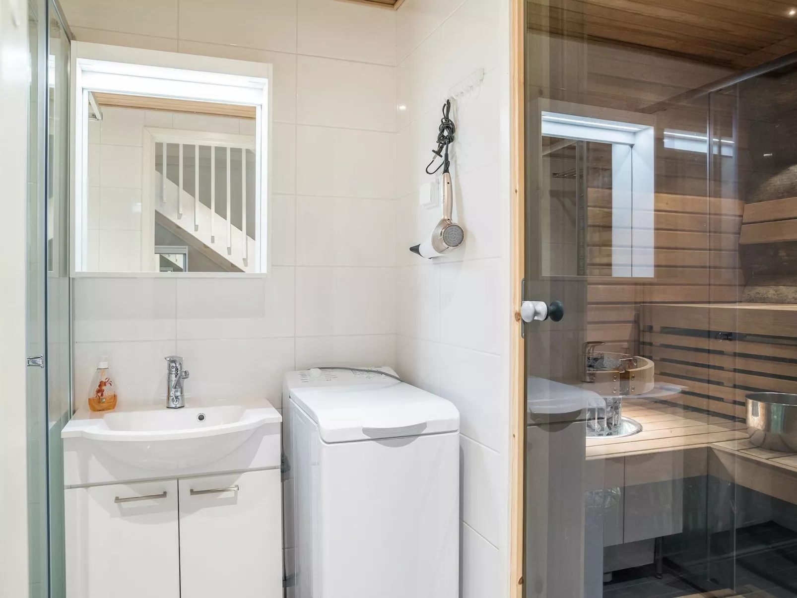 Taruilevi 8 h4-Drinnen