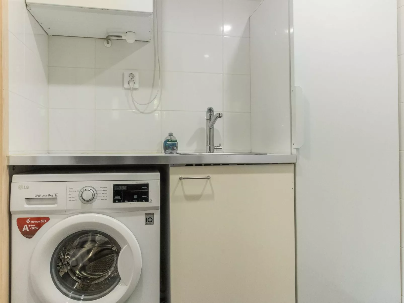 South point apartments 4a-Inside