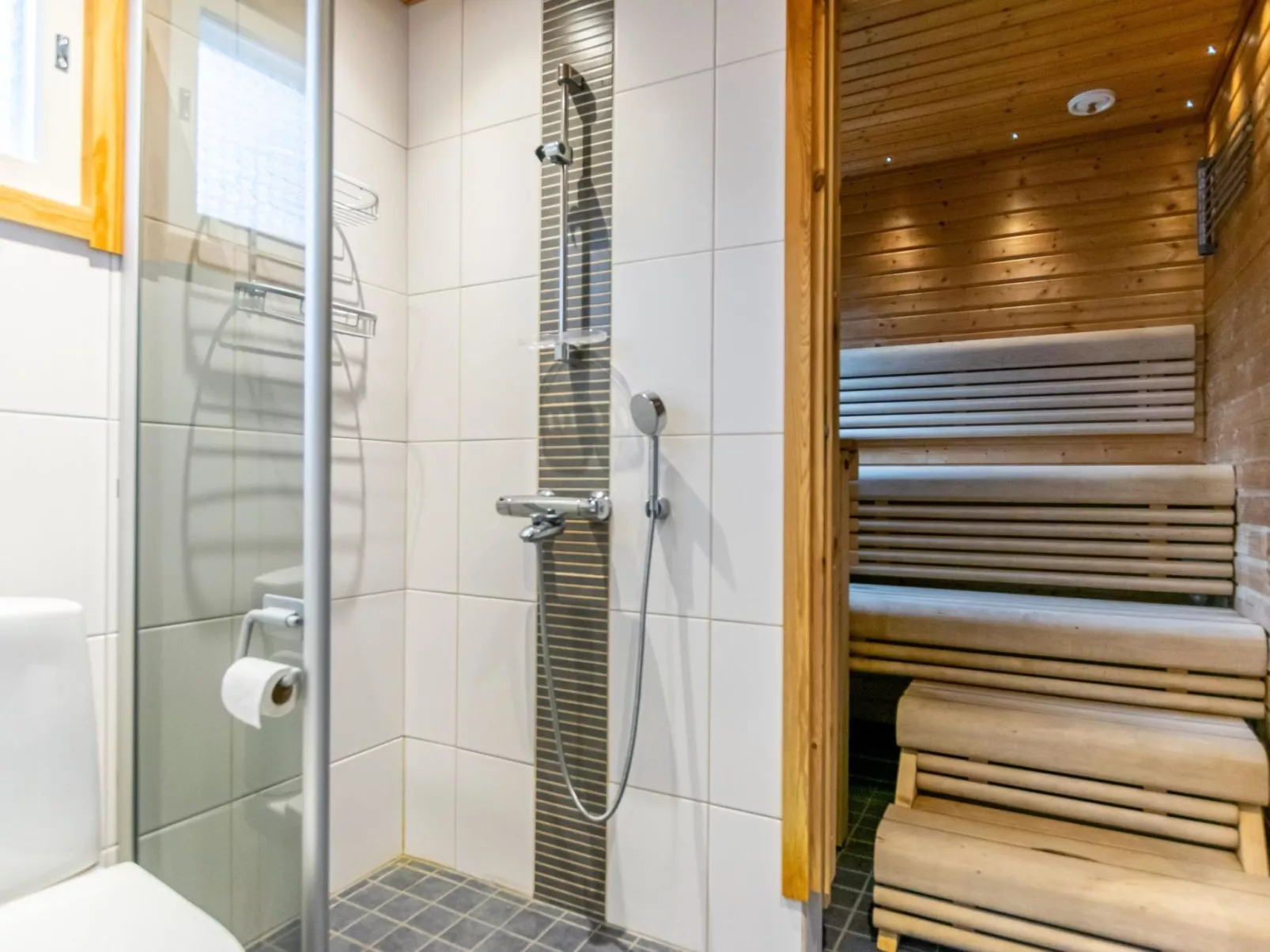 Tunturikettu-Drinnen