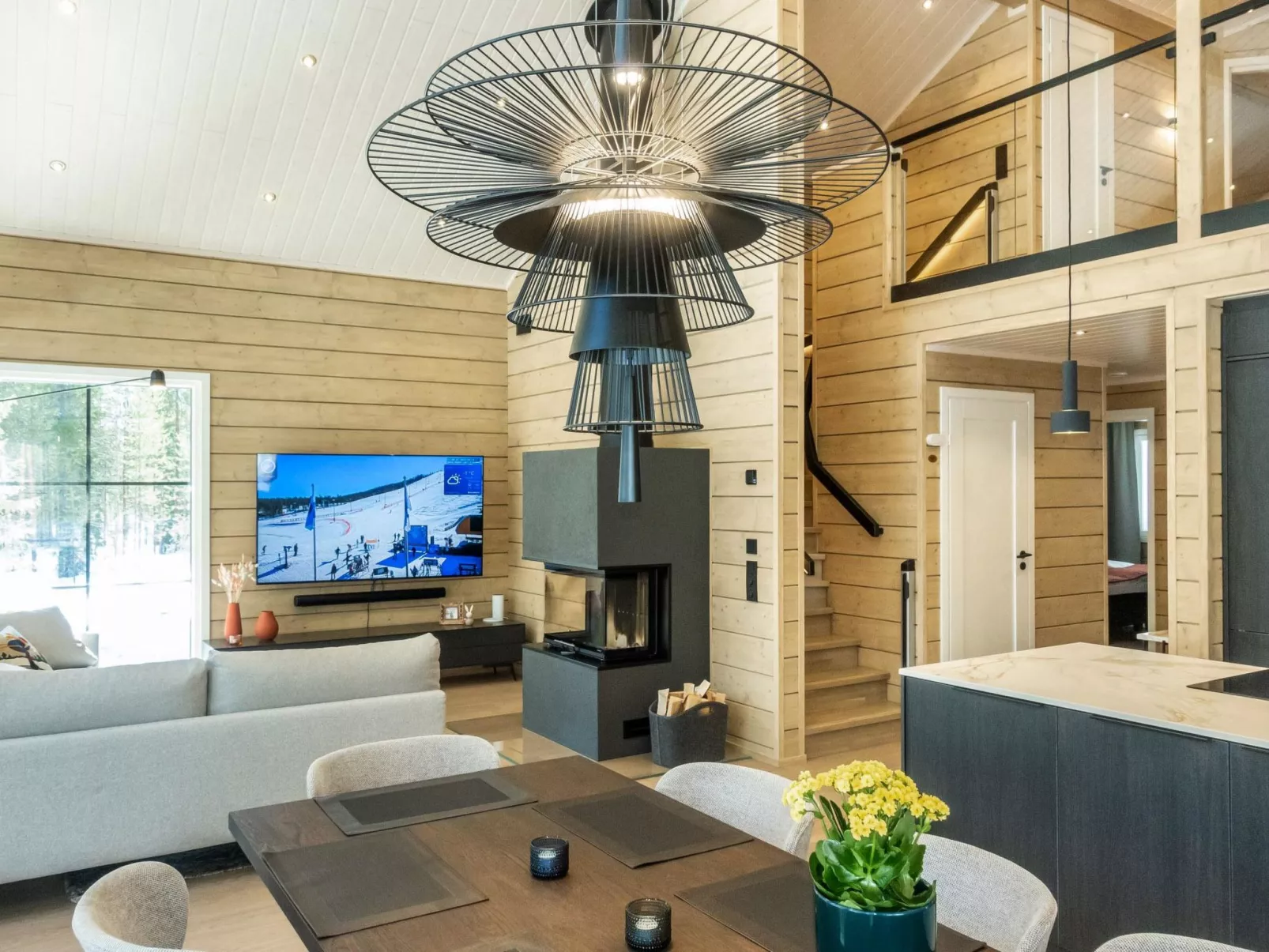 Svingipolku 5-Drinnen