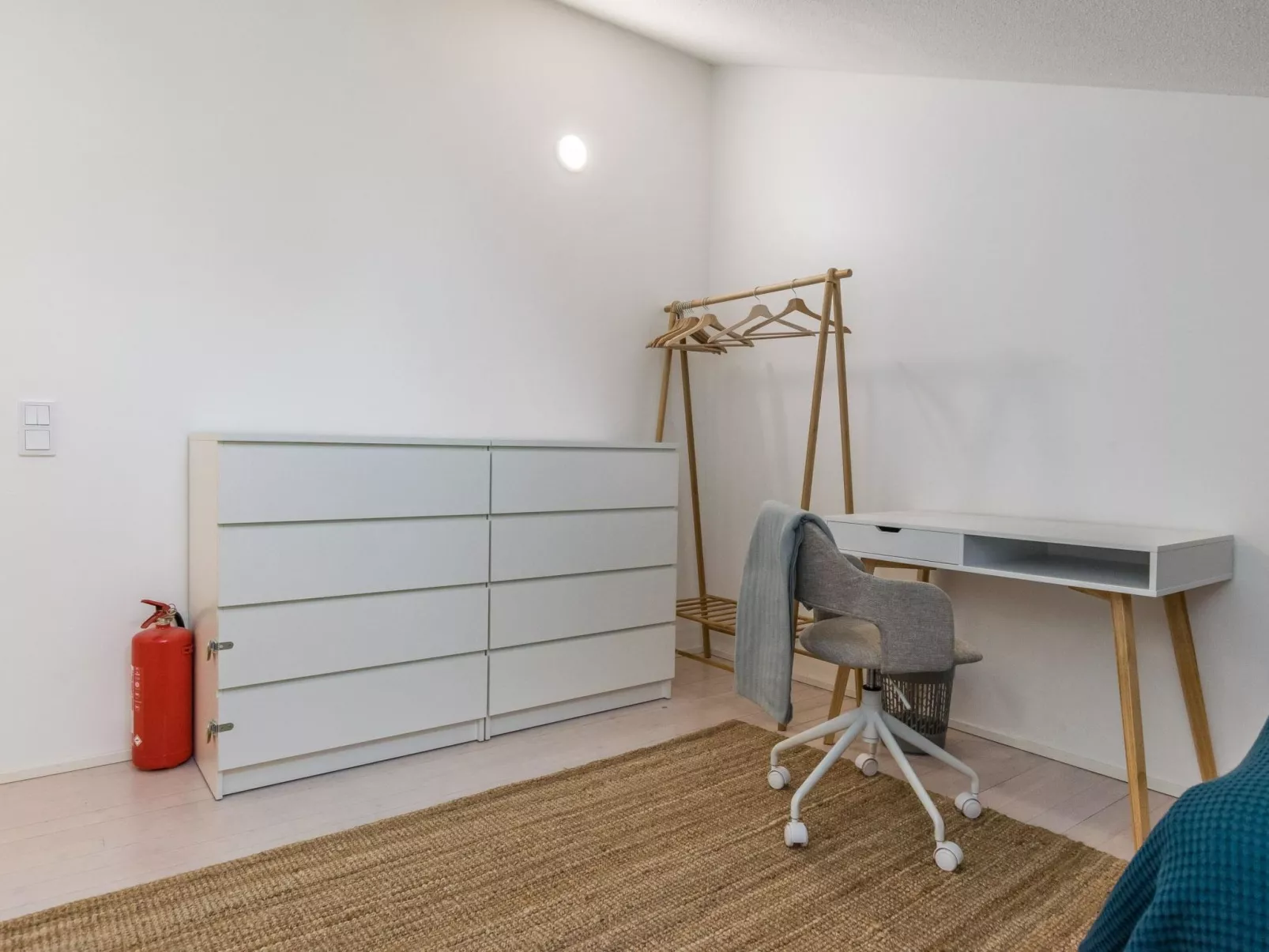 Saarihely a1-Drinnen