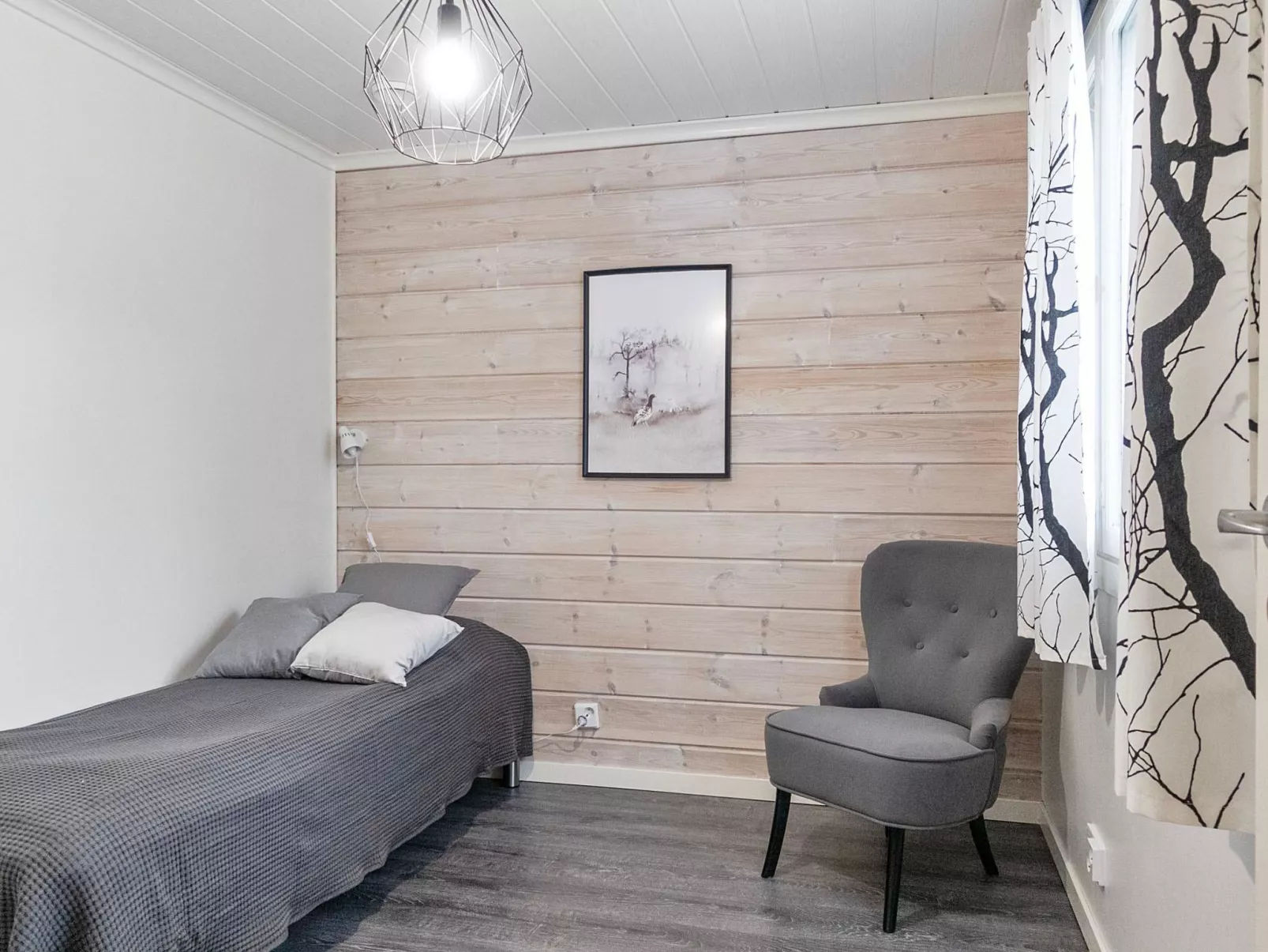 Mökki tenolla-Drinnen