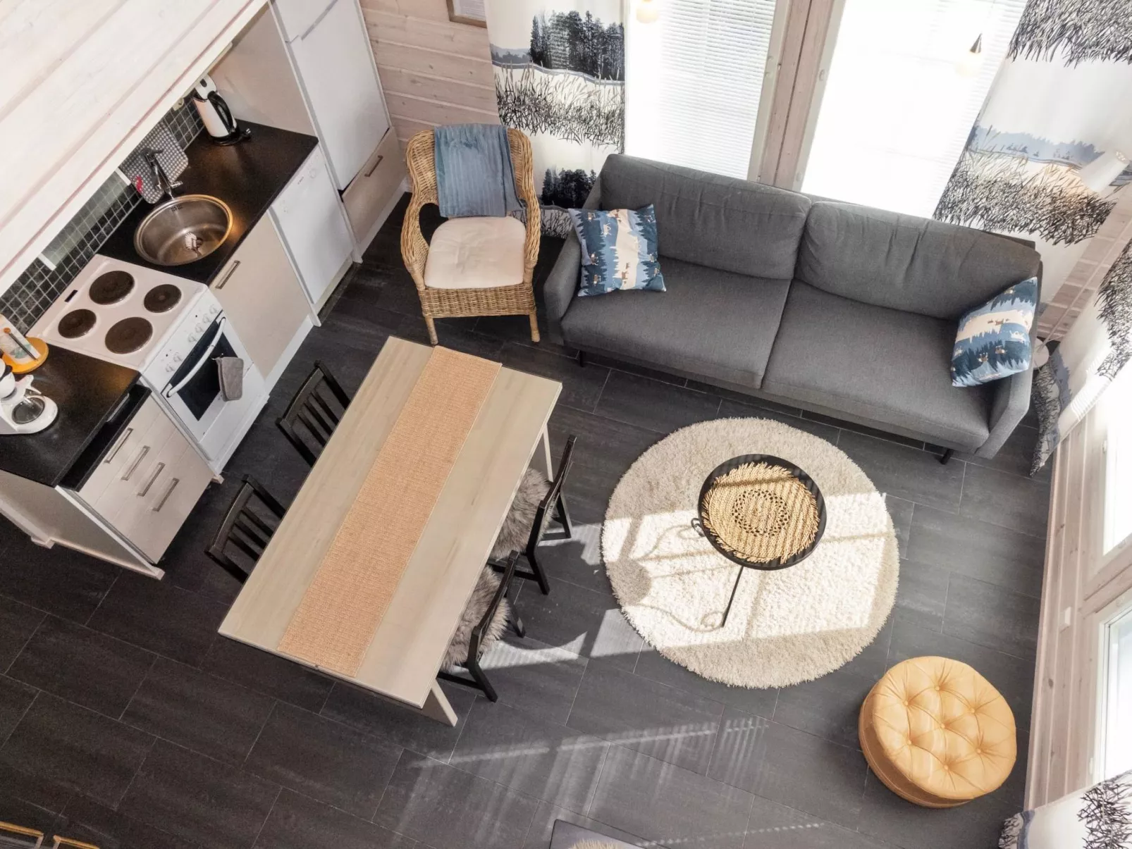 Kuurankuksa b-Drinnen