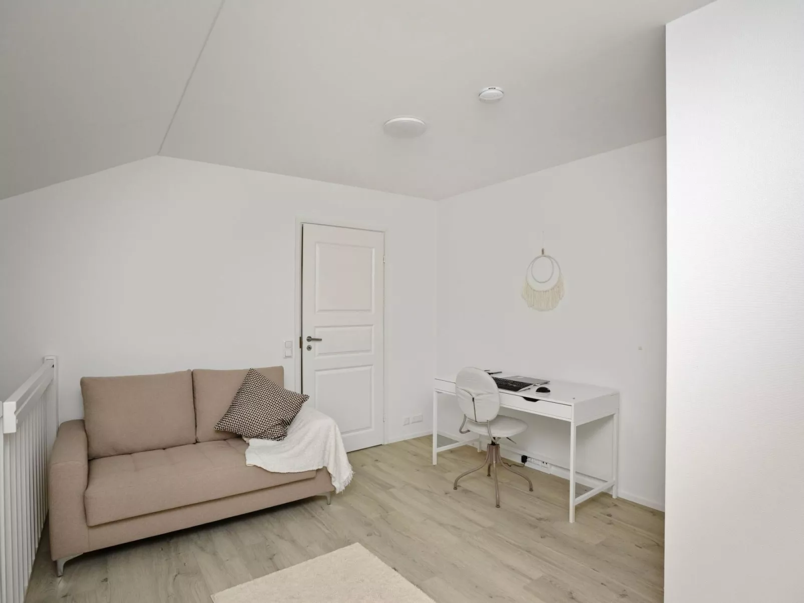 Leviraitti 4 a 4-Drinnen