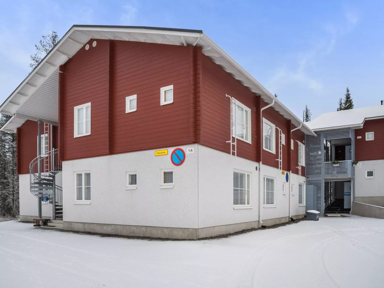 Yllästar 3 as 605-Drinnen