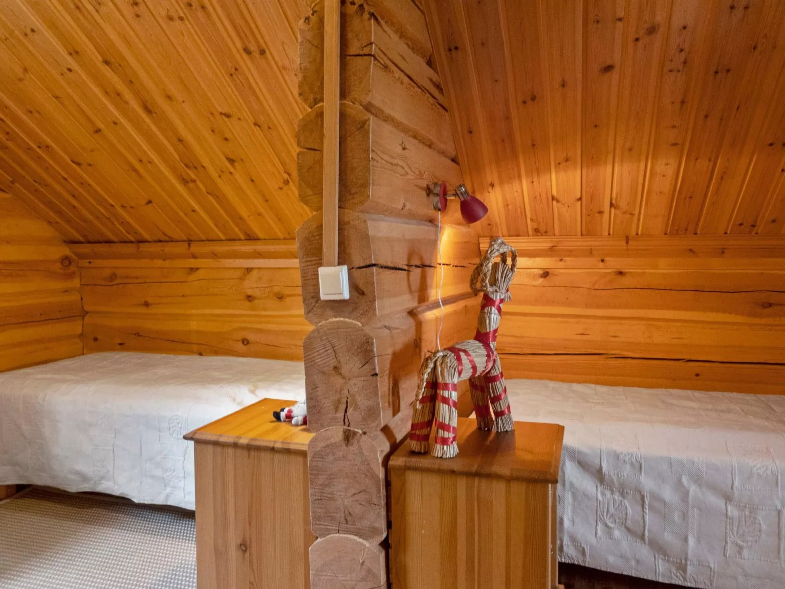 Joulupukin mökki-Dedans