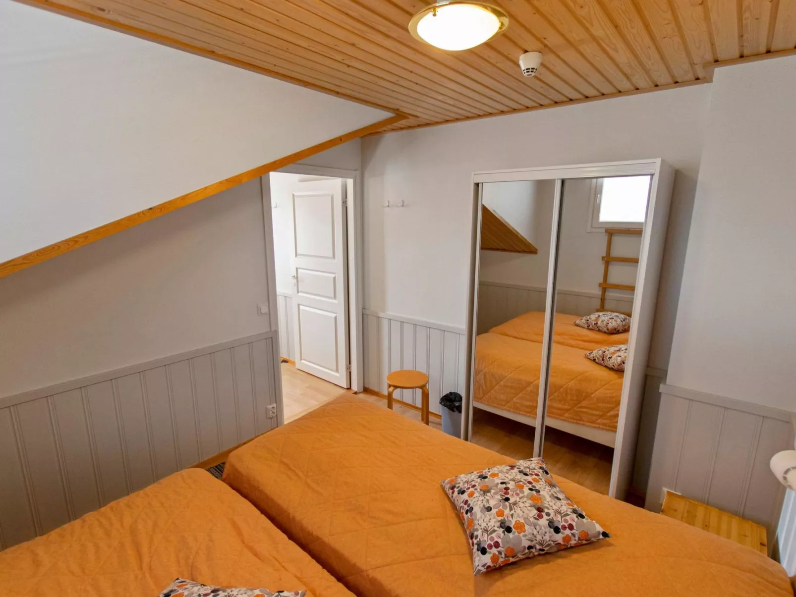 Yllästar 1 as 212-Drinnen