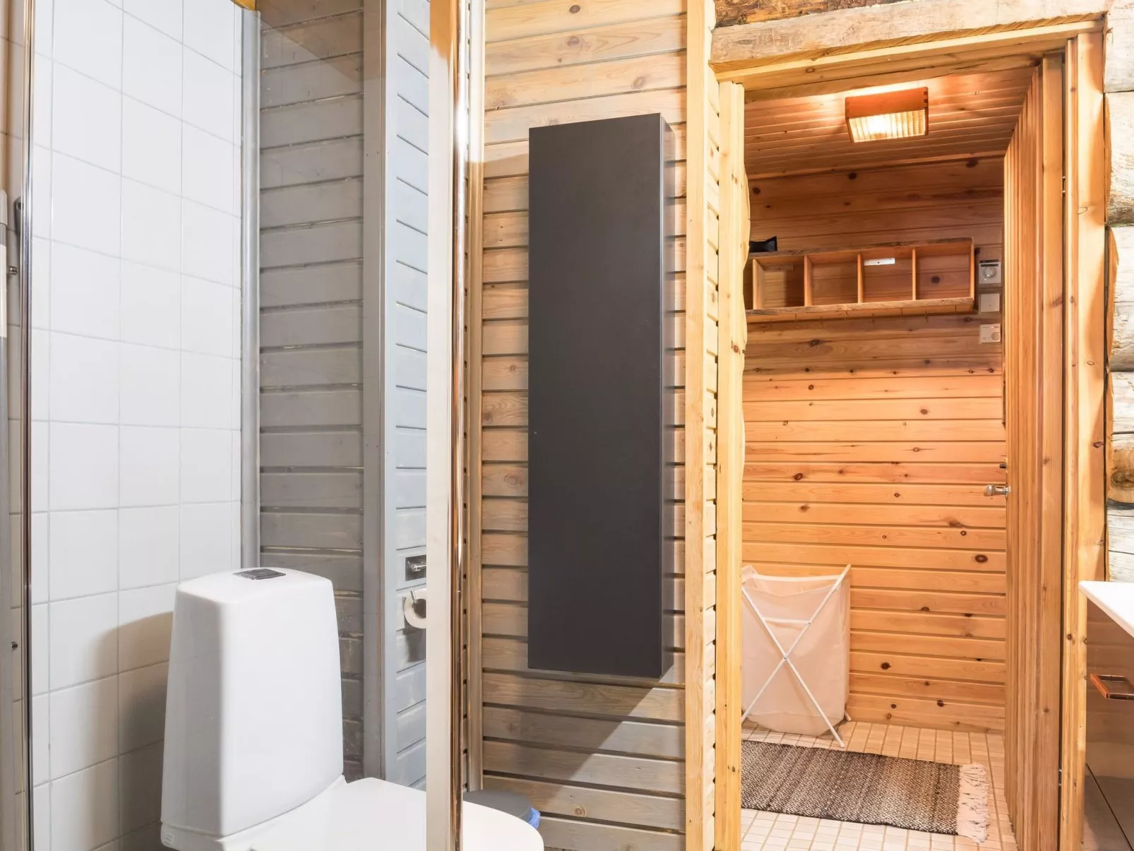 Ylläspollu a-Dedans