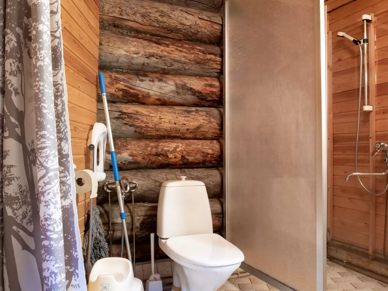 Ylläsparit as. mustikka-Drinnen