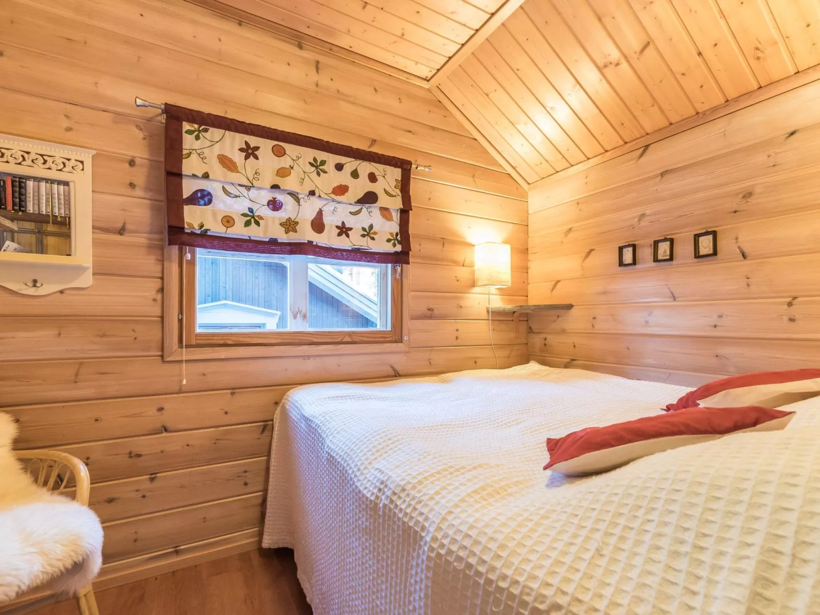 Ylläs outa 1-Dedans