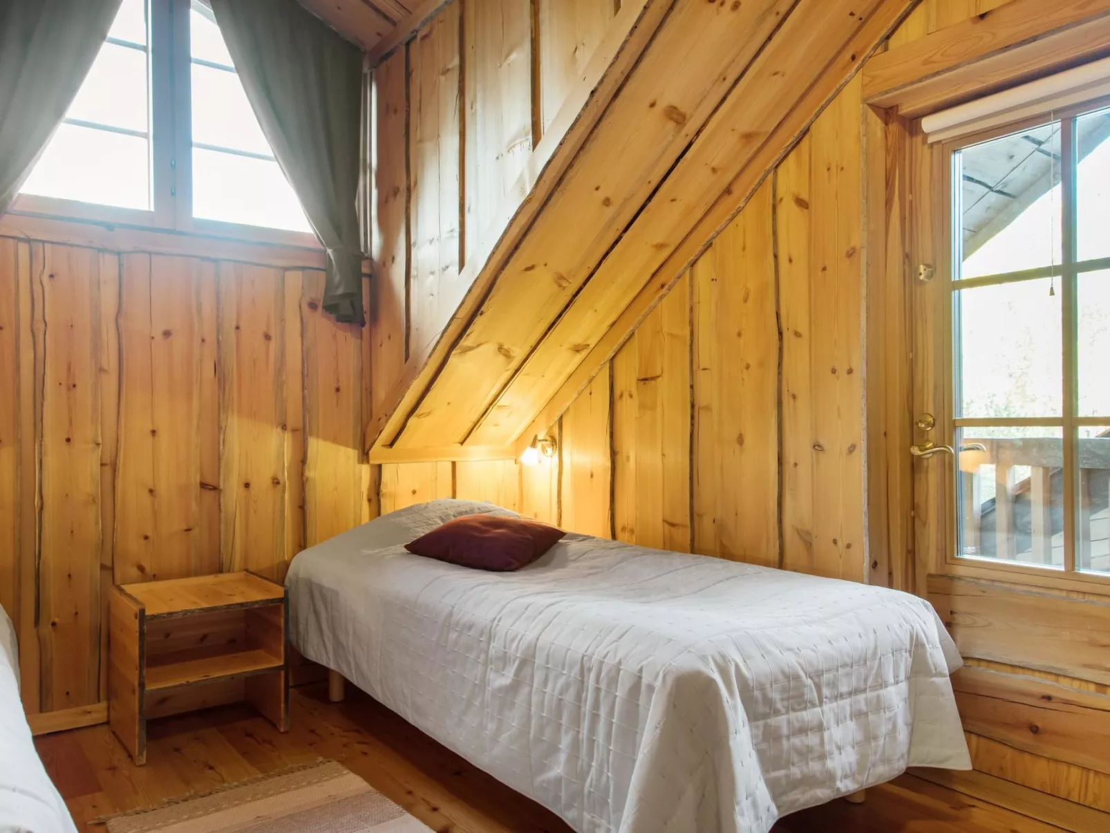 Luostakka iso-Inside