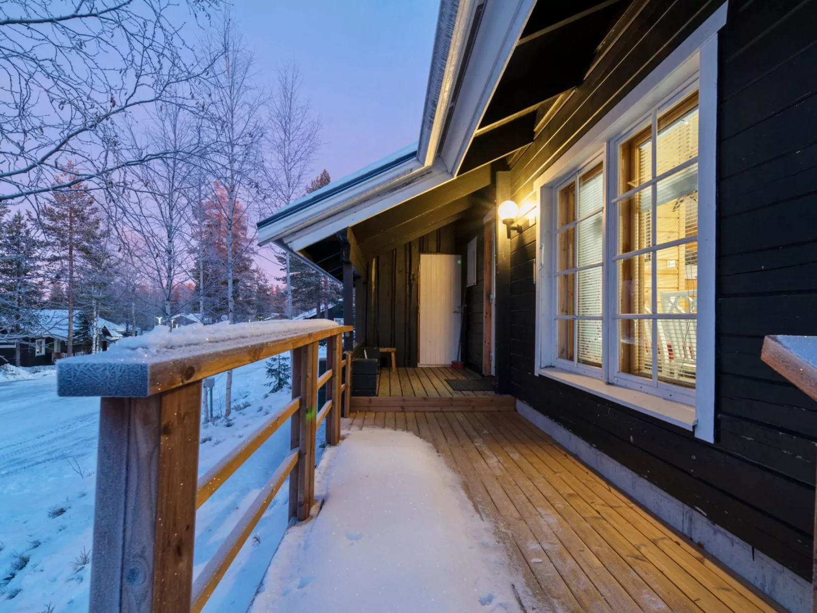 Lomaylläs maja, palovaarankaarre 6 a-Dedans