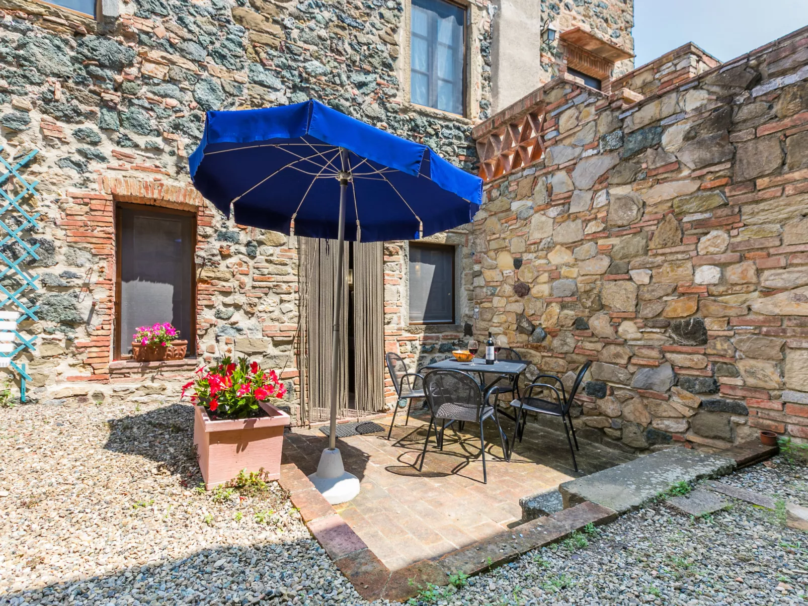 Borgo Cerbaiola-Outside