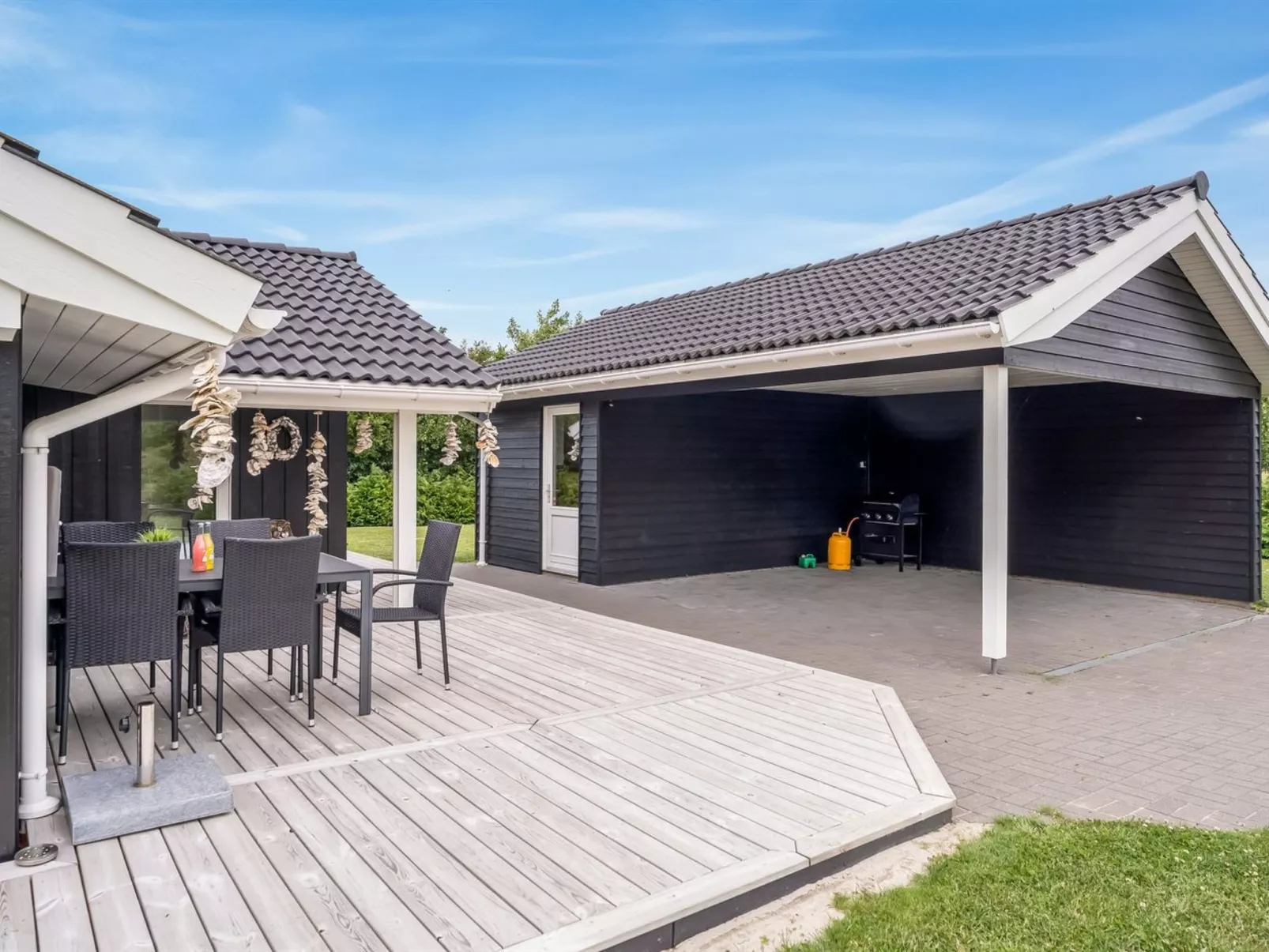 "Antero" - 500m to the fjord-Outside