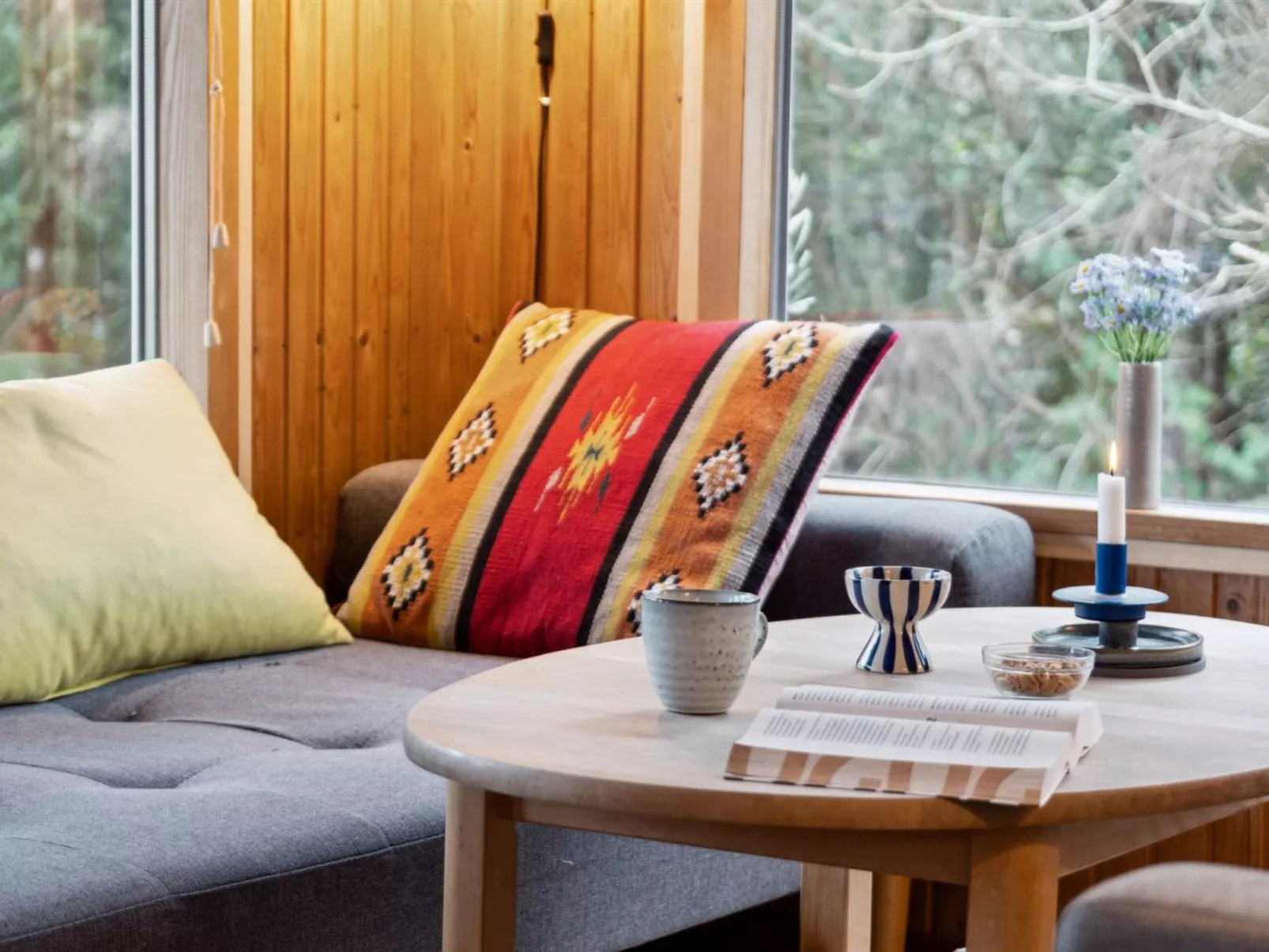 "Gunward" - 3km from the sea-Inside