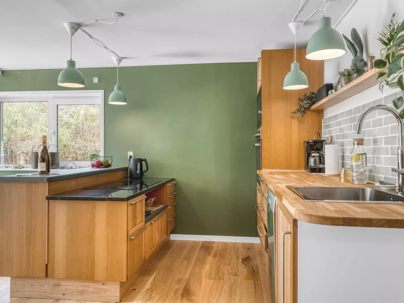 "Riitta" -  from the sea-Dedans