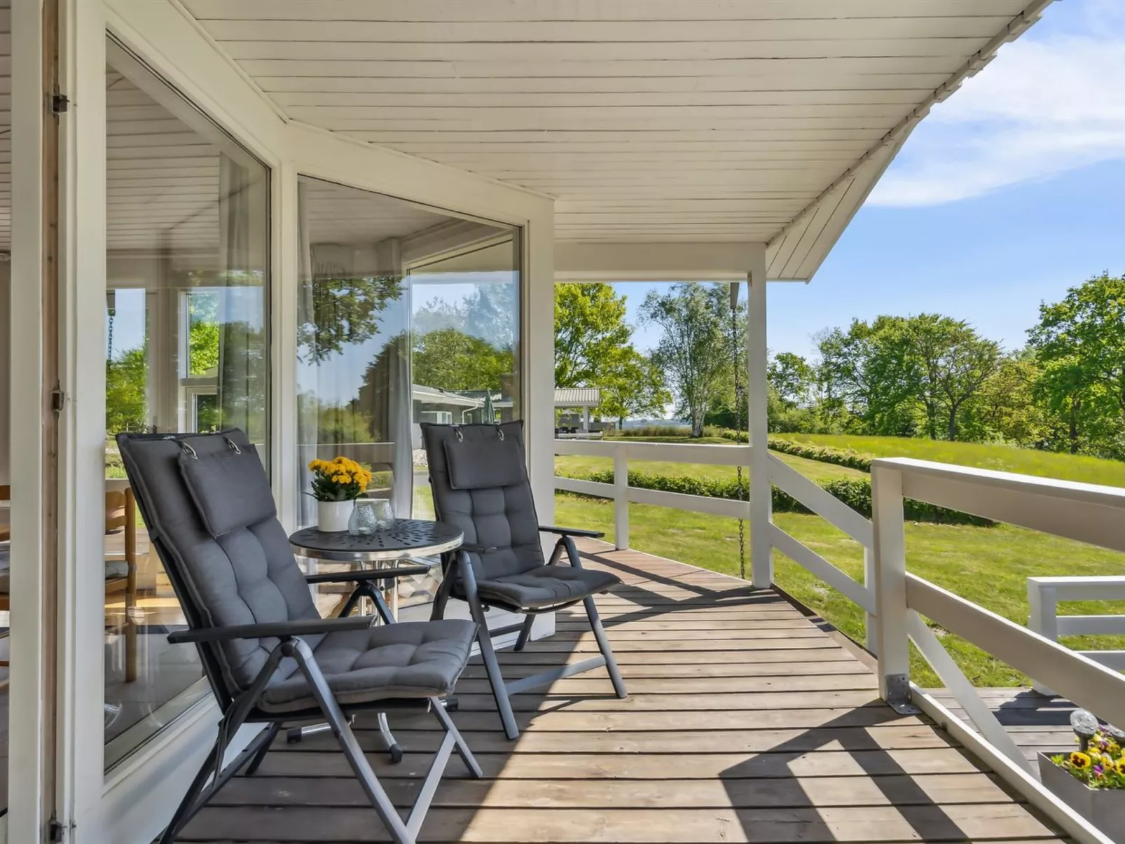 "Conradine" - 600m from the sea-Outside