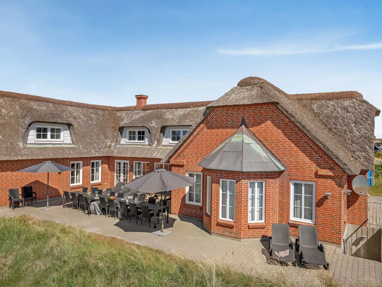 "Gytha" - 75m from the sea-Draußen