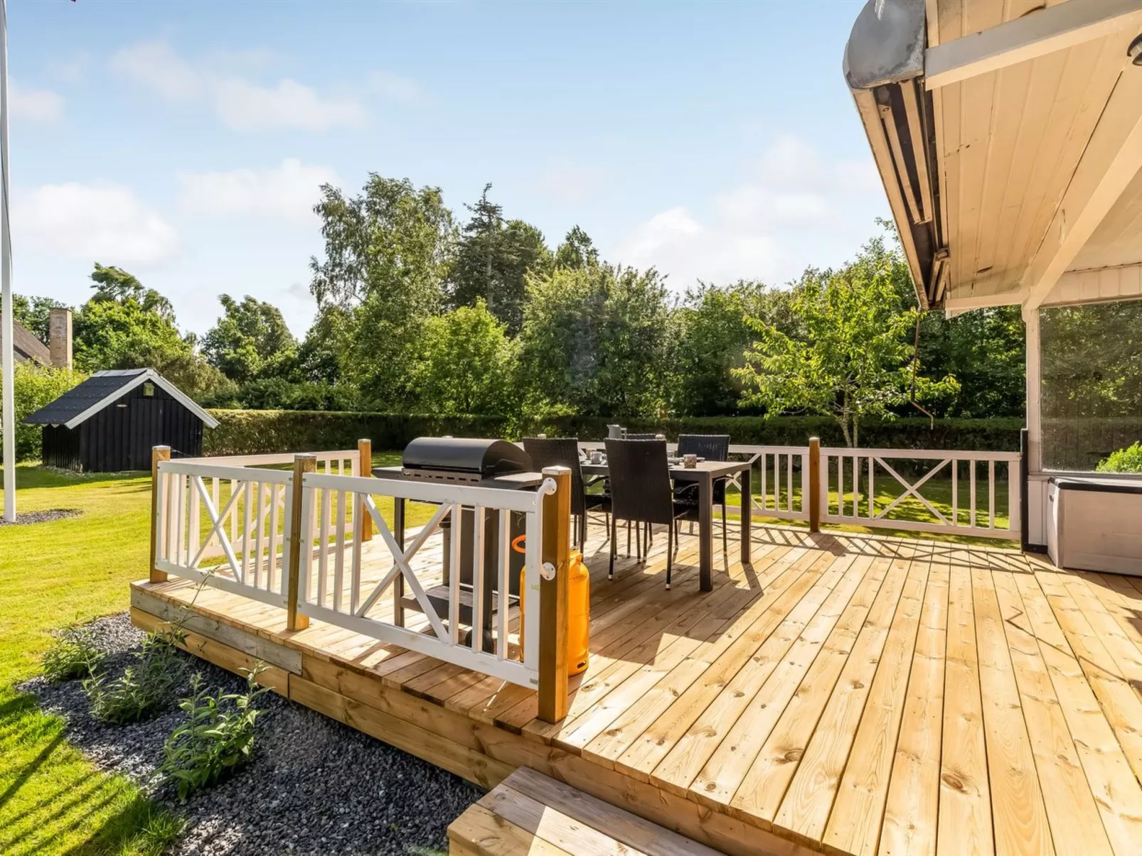 "Helma" - 500m to the fjord-Outside