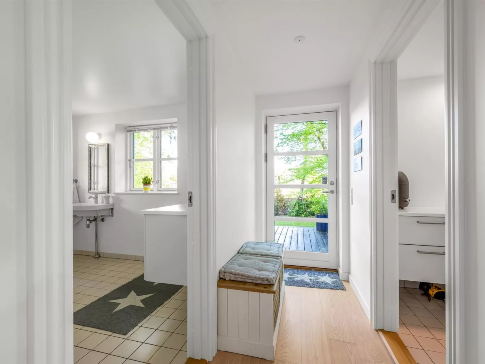 "Christin" - 275m from the sea-Inside