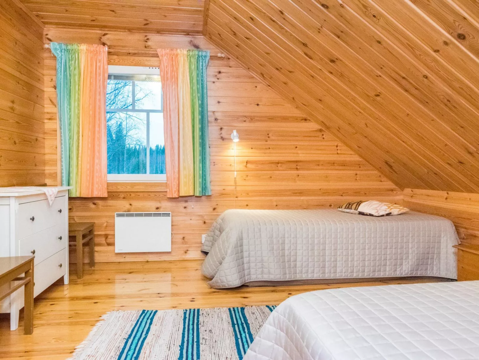 Lauttavalkama-Drinnen