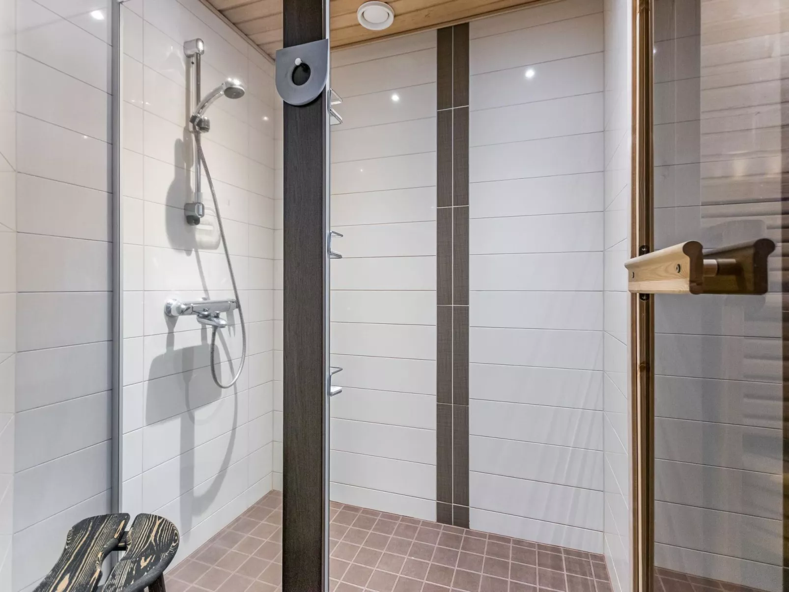 Vuosselinkulma 4-Dedans