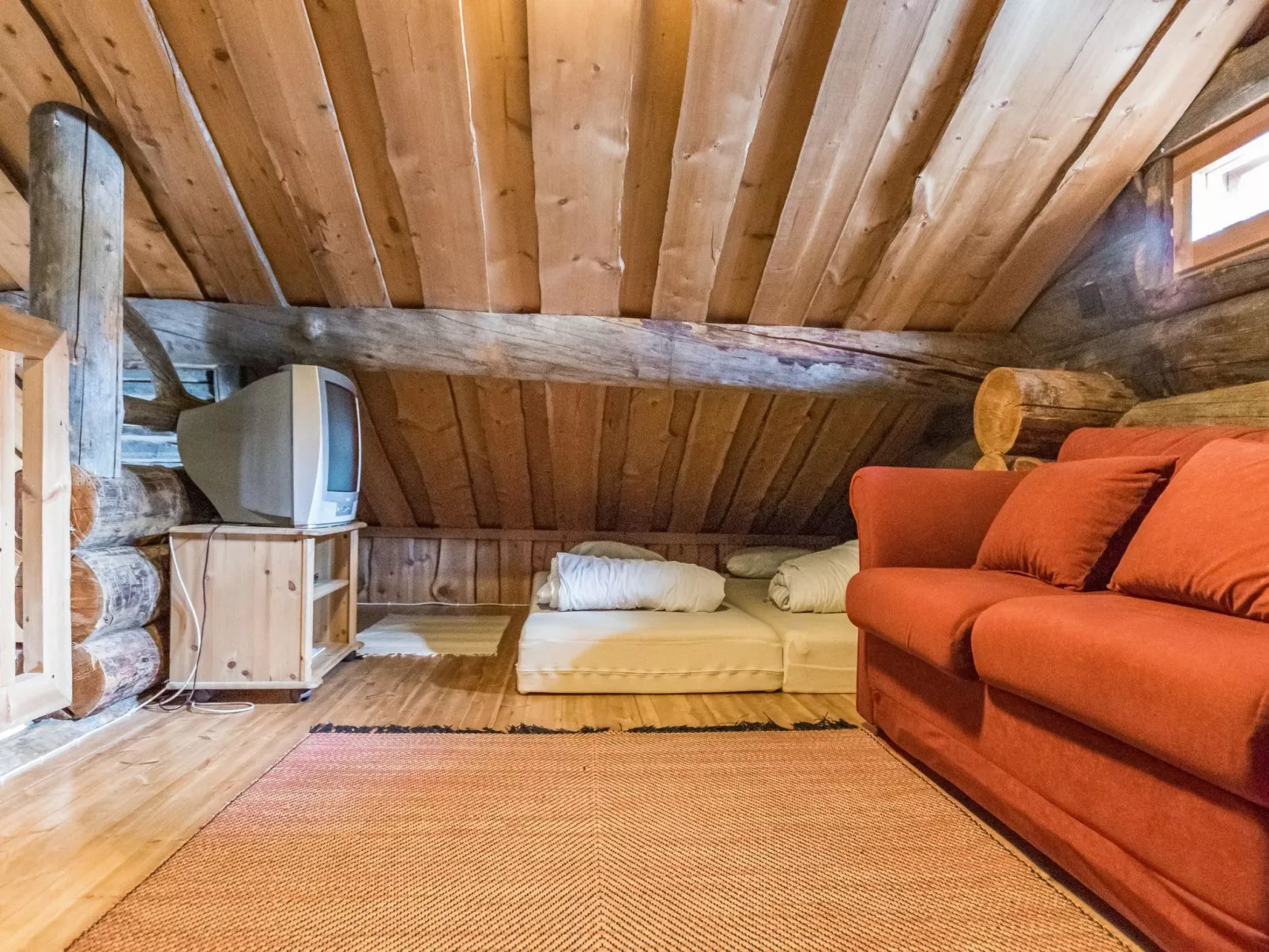 Seitsemän savua 4-Dedans