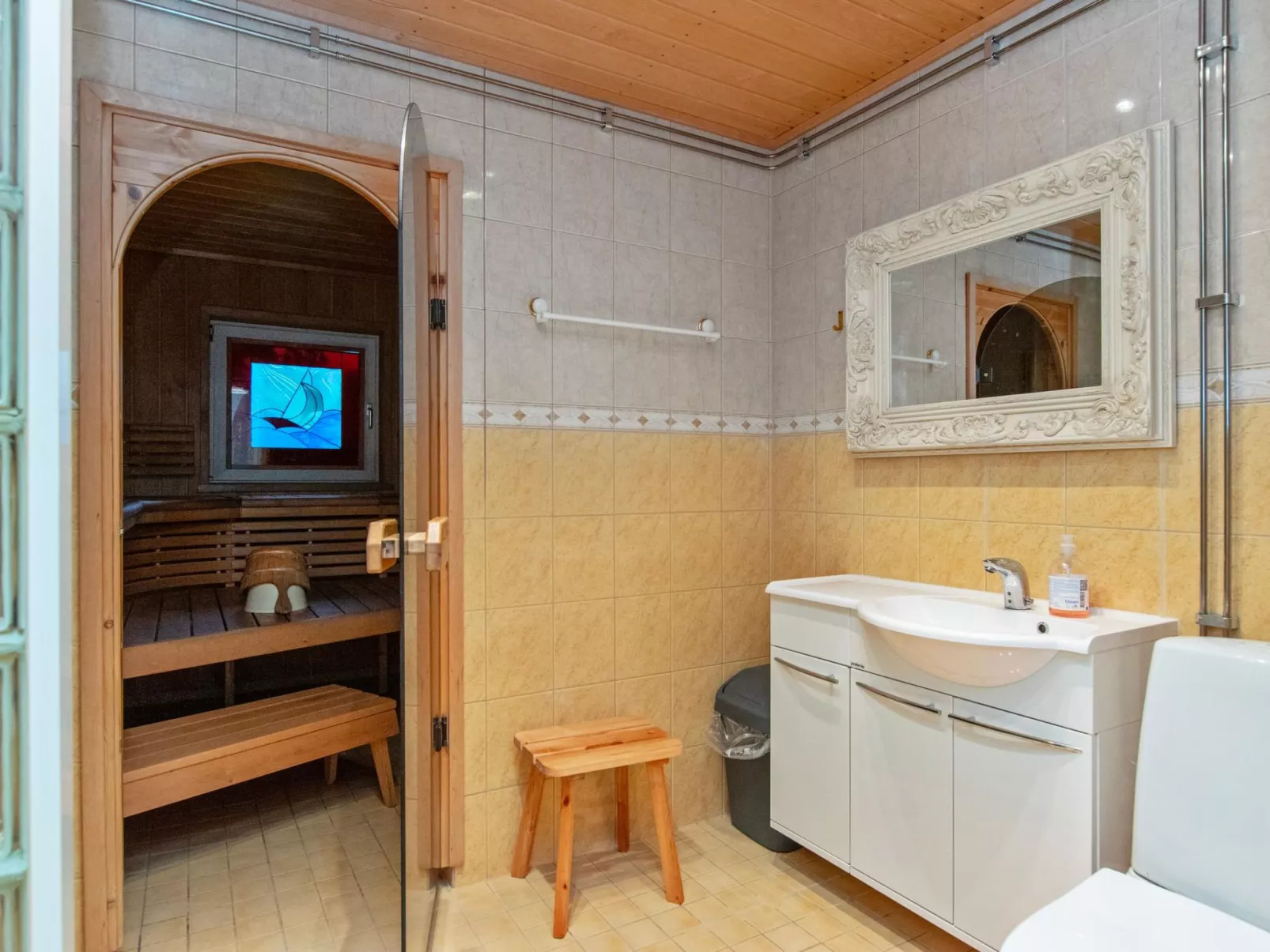 Villa blomvik-Dedans