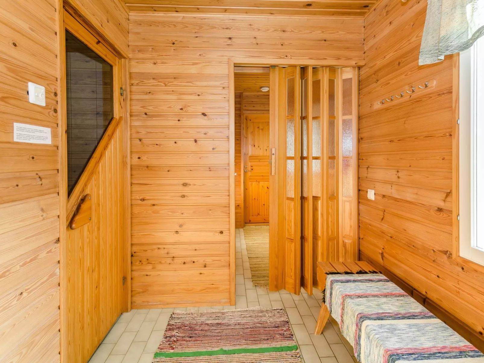 Käränkämökki-Dedans