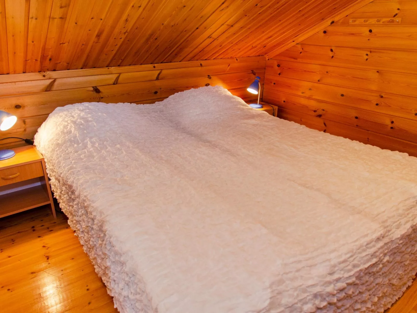 Karjalan heili 7-Drinnen