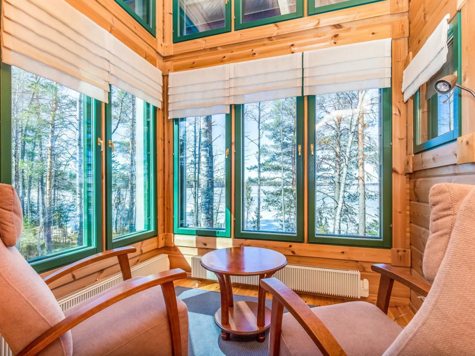 Villa populus-Dedans