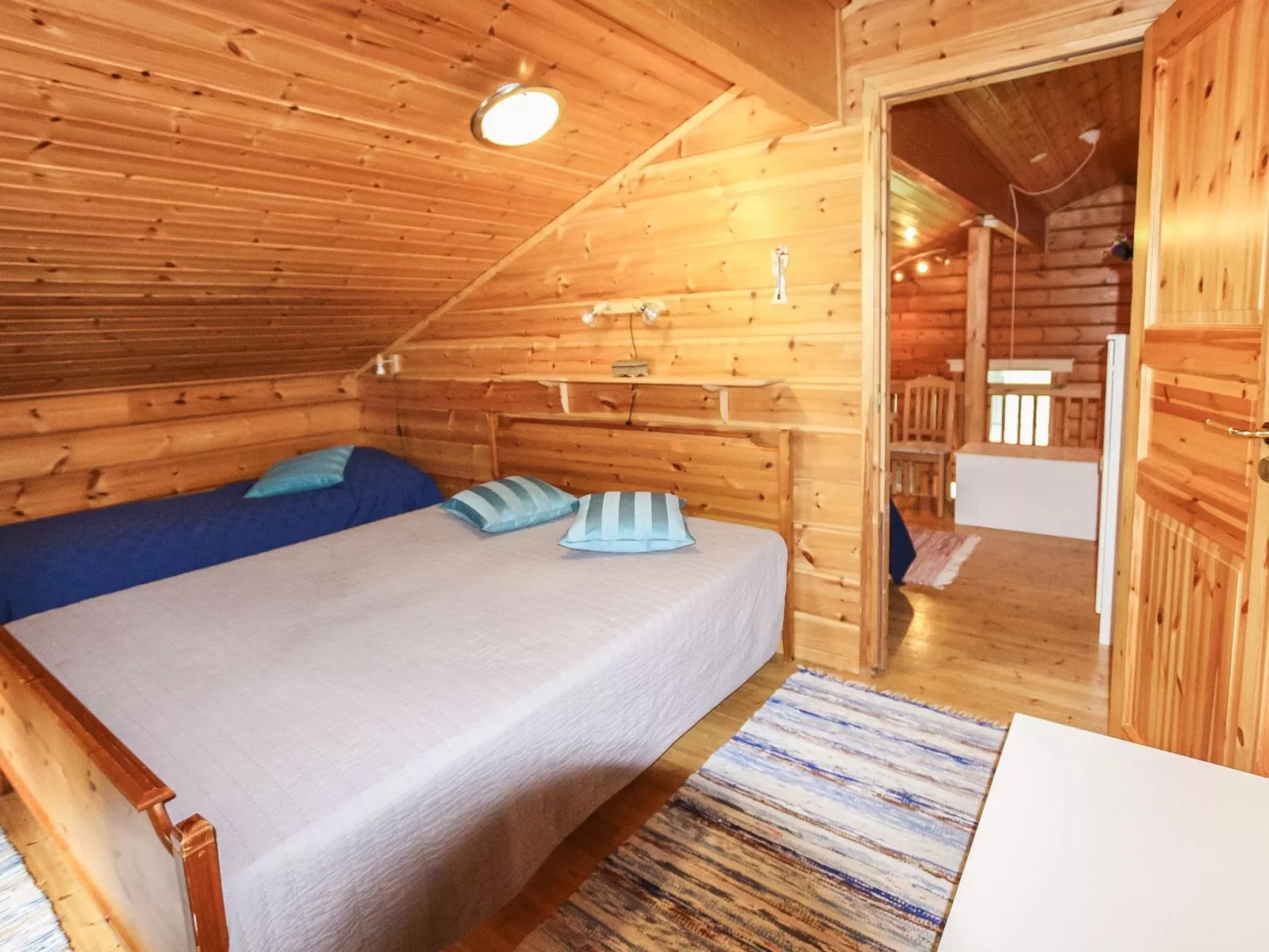 Erätuli 2 paritalo-Dedans