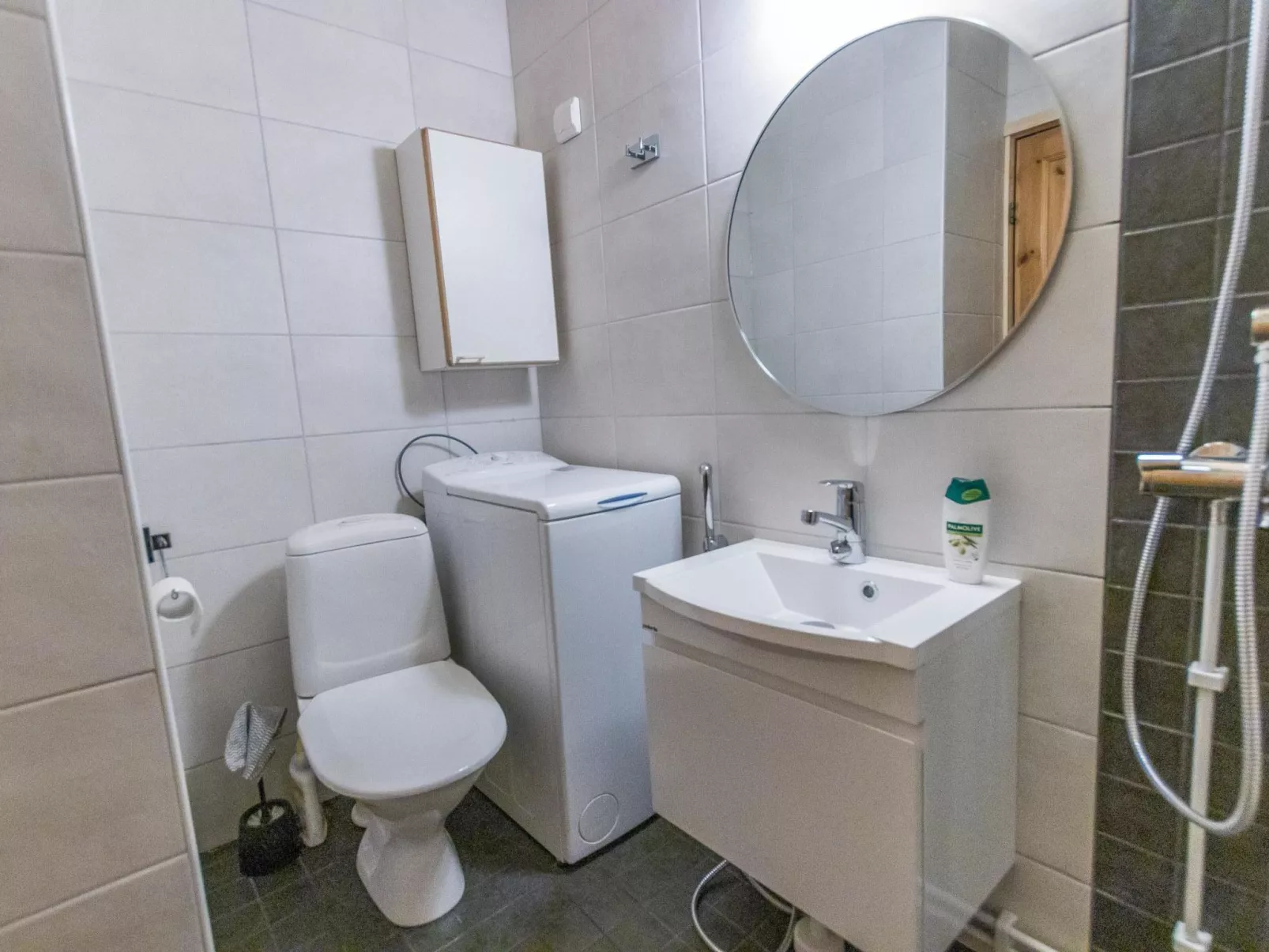 Lomaluola 5a paritalo-Dedans